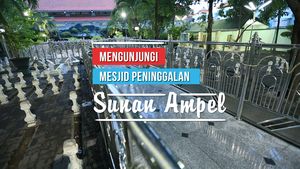 Mengunjungi Mesjid Peninggalan Sunan Ampel