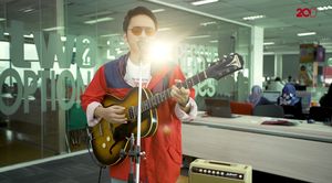 Calvin Jeremy Ngajak Nostalgia Lewat Lagu Barunya