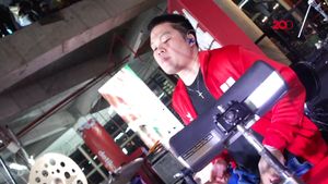 Aksi Keren Drum Cover Medley Echa Soemantri di Kumpul ID