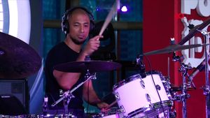 Bukan Nyanyi, Marcell Pamer Skill Bersolo Drum!