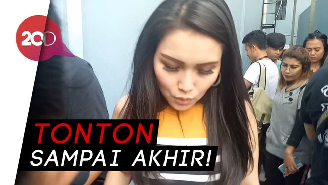 Kata Ayu Ting Ting soal Heboh Kasus Iis Dahlia