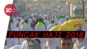 Jutaan Muslim Ibadah Wukuf di Padang Arafah