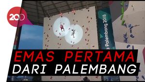 Momen Aries Susanti ‘Melesat’ dan Raih Emas di Panjat Tebing