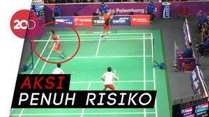 Atraksi Ganti Raket Kevin di Tengah Pertarungan Versus Fajar/Rian