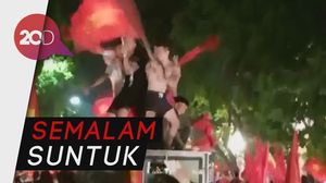 Pesta Warga Vietnam Sambut Tim Sepakbola Lolos Semifinal