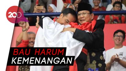 Pelukan Sama Prabowo dan Hanifan, Jokowi: Bau!