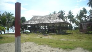 Tangfa, Balai Adat Suku Skouw yang Kini Ditinggalkan