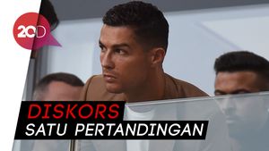Saat CR7 Menyaksikan Kemenangan Juve dari Kursi Penonton