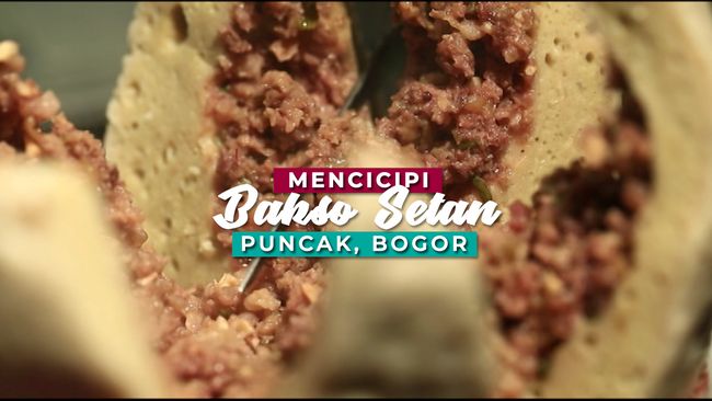 Makanan Khas Sunda dengan Konsep Prasmanan di Sejuknya Puncak
