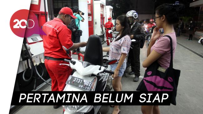 Ini Alasan BBM Premium Batal Naik