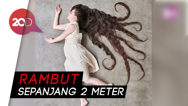 Punya Rambut bak Rapunzel, Wanita Ini Justru Nggak Pernah 