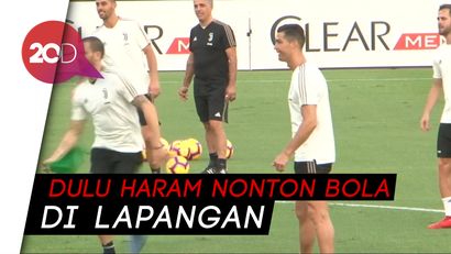 Girangnya Perempuan Saudi Lihat Cristiano Ronaldo di Jeddah
