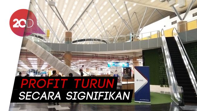 Tiket Pesawat Mahal, Penumpang di Bandara Kualanamu Menurun