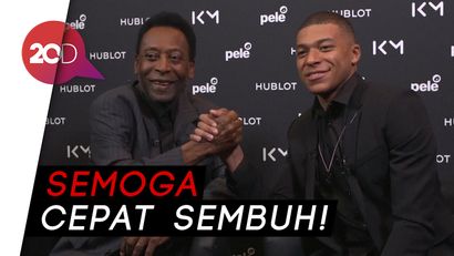 Pele Dilarikan ke Rumah Sakit, Ada Apa?