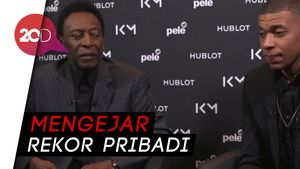 Pele Tantang Mbappe Cetak 1.000 Gol