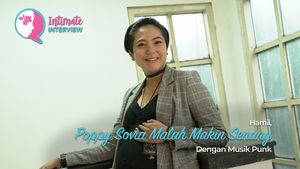 Hamil, Poppy Sovia Malah Makin Senang dengan Musik Punk