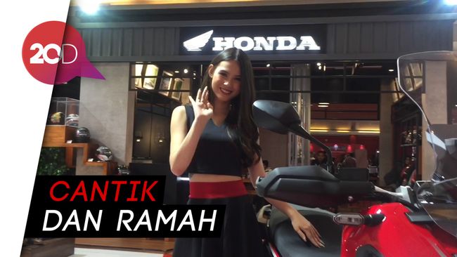 Deretan 'Para Bidadari' yang Bikin Gagal Fokus di IIMS 2019