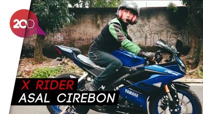 Kenalin Nih, Driver Ojek Online yang Aktif Nge-vlog!