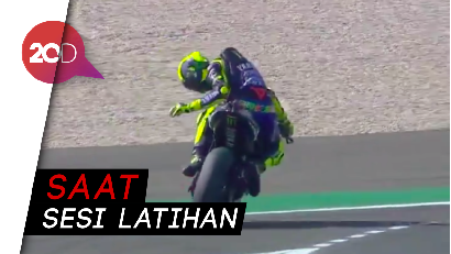 Duh... Rantai Motor yang Ditunggangi Rossi Putus!