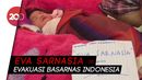 Dievakuasi Tim SAR dari Banjir, Bayi Ini Diberi Nama Eva Sarnasia Dievakuasi Tim SAR dari Banjir, Bayi Ini Diberi Nama Eva Sarnasia