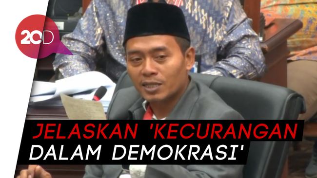 Momen Saksi 01 Bikin Ngakak Ruang Sidang Bahas Iklan Obat 