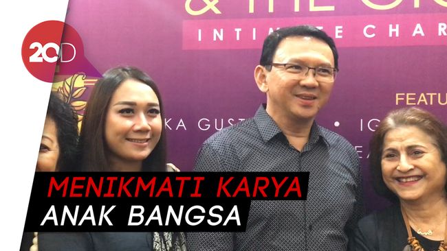 Pakai Baju Senada, Ahok dan Puput Hadiri Konser Andrea Turk