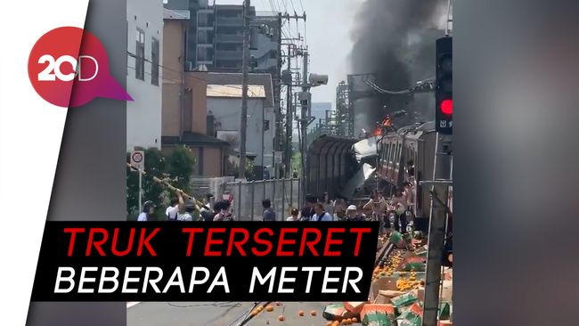 Kereta Tabrak Truk  di Jepang  1 Orang Tewas dan 35 Luka luka