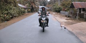 Sandi Baik-baik dengan Rakyat untuk Tanamkan Cinta Tanah Air di Sinabang