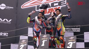 Ratusan CBR Bakar Aspal Sentul di Indonesia CBR Race Day Seri 2