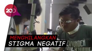  Bonek Hijrah, Pendukung Persebaya Hapus Tato