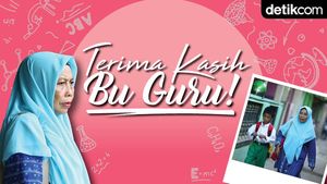 Demi Anak Bangsa, Guru Honorer Tempuh Belasan Kilometer