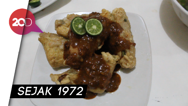 Gurih Batagor  Legendaris Khas Bandung 