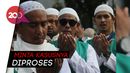 Massa Demo Sukmawati Dan Gus Muwafiq Geruduk Mabes Polri Massa Demo Sukmawati Dan Gus Muwafiq Geruduk Mabes Polri