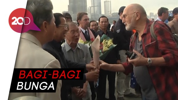 PM Kamboja Sambut Kapal Pesiar yang Ditolak Karena Geger Corona