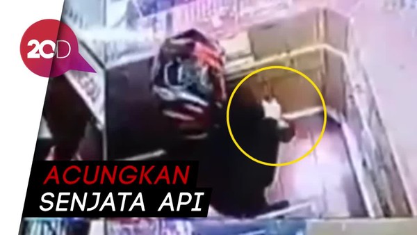 Video Detik-detik Toko Emas Cantik Disatroni Perampok