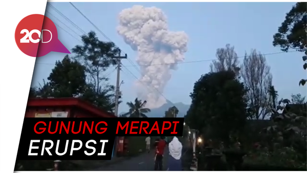 Gunung Merapi Muntah, Abu dan Pasir Hujani Lereng Boyolali