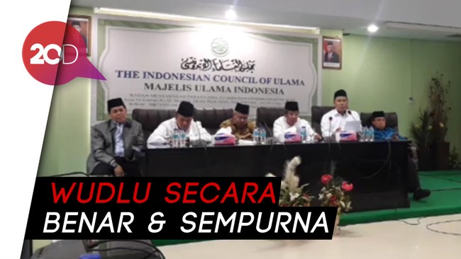 Heboh Corona di Indonesia, MUI: Perbanyak Doa dan Tobat