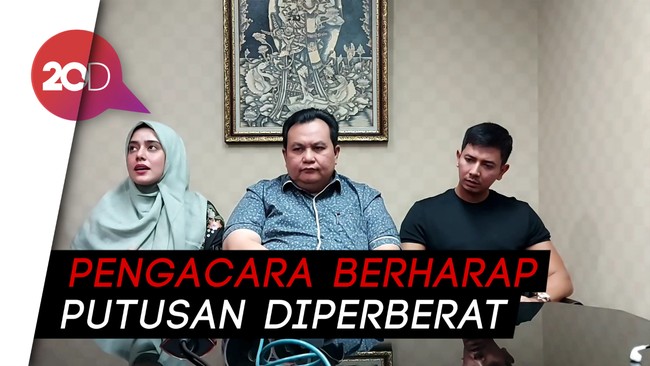 Pablo Ketahuan Nongkrong di Mal, Begini Respons Fairuz