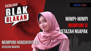 Blak-blakan Ustazah Ngapak Berdakwah dari Kampung Sampai Hongkong