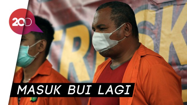 Baru Saja Bebas Bersyarat, John Kei Kembali Berseragam Tahanan