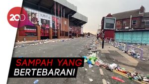 Fans Liverpool Nyampah di Anfield Saat Rayakan Juara