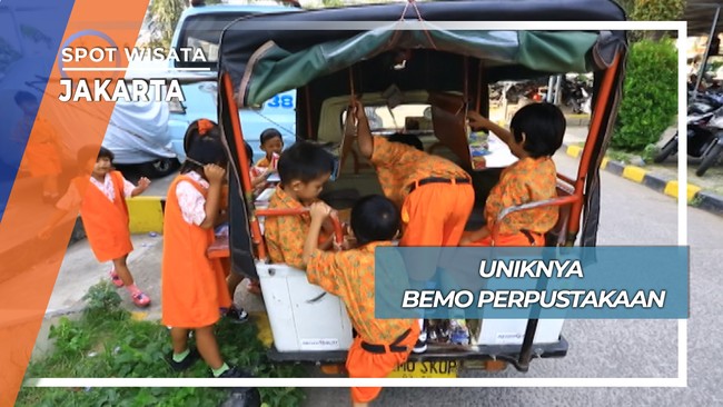 Perpustakaan Unik Bemo Baca Karet Jakarta Pusat