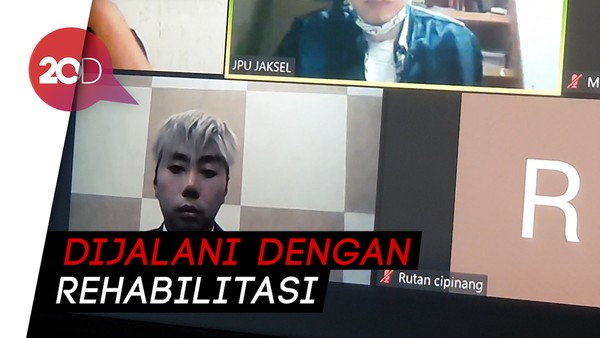 Roy Kiyoshi Dituntut 6 Bulan Penjara Terkait Psikotropika