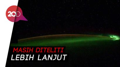 Penampakan Diduga UFO Terekam Kamera Astronaut Rusia
