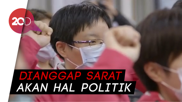 Cuplikan Coronation, Dokumenter Seniman Tiongkok yang Bikin Heboh