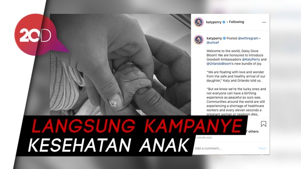 Katy Perry Lahirkan Anak Perempuan 