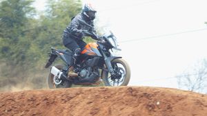 Penampilan Motor Asal Eropa yang Pertama Kali Dirakit di Gresik