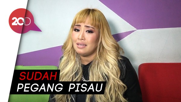 Curhat Pinkan Mambo Pernah Jatuh Miskin dan Nyaris Bunuh Diri