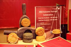 Festival Kue Bulan, Order Online Aja!