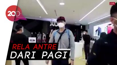 Ini Dia Pembeli Pertama iPhone 12 di Indonesia